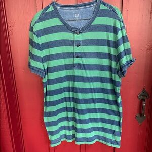 GAP vintage Henley Tee